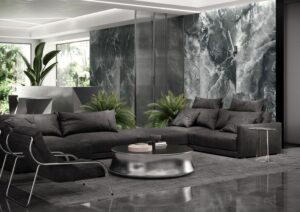 שיתוף פעולה בין למבורגיני ו LAMINAM יוצא לדרך מעבר להיותה יעד תיירותי נחשק, איטליה נתפסת מאז מתמיד ולתמיד כבירת האופנה, העיצוב והארכיטקטורה העולמית ולא בכדי: האסתטיקה טבועה עמוק ב-DNA של בני ארץ המגף מאפשרת ליצרנים המובילים בענפים השונים להפיק מידי שנה קולקציות קלאסיות, עשירות ואוניברסליות, שקולעות לטעמם של רבים ובד בבד שומרות על ייחודו של העיצוב המקומי שלא נס ליחו. דוגמה לכך היא קולקציית משטחי פרימיום חדשה המיועדת לחללי פנים, שעל פיתוחה עמלו שניים מהמותגים האייקוניים בעולם: יצרנית רכבי הספורט היוקרתית למבורגיני וחברת המשטחים Laminam. שתי החברות משיקות את Automobili Lamborghini Surfaces: קולקציה שהינה תצוגת תכלית לפתרונות ארכיטקטוניים בעיצוב קריאטיבי ועל זמני. קולקציה זו מפגישה הלכה למעשה בין הידע החלוצי של Laminam בתחום המשטחים הגדולים לבין האלמנטים העיצוביים של ענקית הרכב שכל חובב מותגי יוקרה מכיר ומוקיר. במסגרת סדרת הלוחות המדוקקים (שעוביים 6 מ"מ בלבד וגודלם 3/1.2 מ') מוצעים נכון לעכשיו שלושה דגמים: דגם ה-Silentium הקליל, העדין והאלגנטי למראה ששואב השראתו ממשטחי האוניקס הטבעיים. דגם ה-Tumultus הינו משטח בצבעוניות אורגנית, חולית המעוטר בגידים שמקנים לו מראה דינמי, מסקרן ועתיר בניגודים דגם ה- Tempestas הדרמטי והנועז המשלב בין גוונים כהים ועוצמתיים לגיאומטריה תלת מימדית שמתקיימים יחד בהרמוניה. הדגמים מגיעים בשני גימורים: מט ומבריק. LAMINAM ישראל בצלאל 3 ר"ג www.laminam.co.il